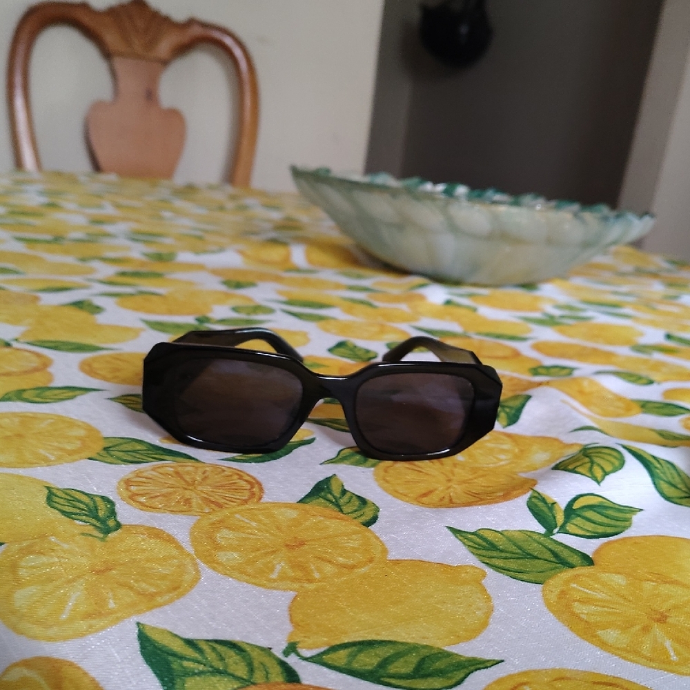 Black Rectangular Sunglasses